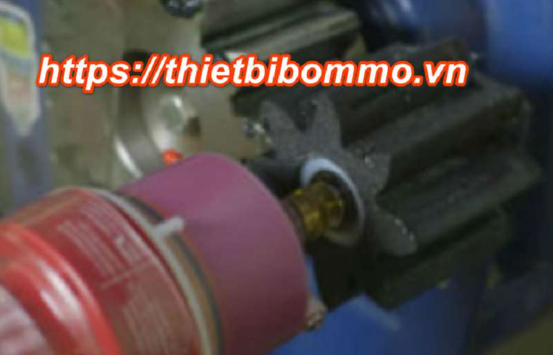 12 tính năng ưu việt của thiết bị bơm mỡ tự động cho ổ bi, vòng bi, bạc đạn