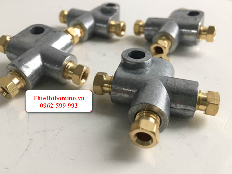 Bộ phân phối dầu PV 4 đầu ra dành cho hệ thống bôi trơn tập chung