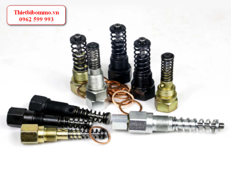 Bơm mỡ pít tông lõi dầu đầu ra chính hãng chất lượng cao