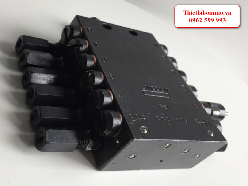 Máy phân phối mỡ tự động SSV12 cho hệ thống bôi trơn tập trung