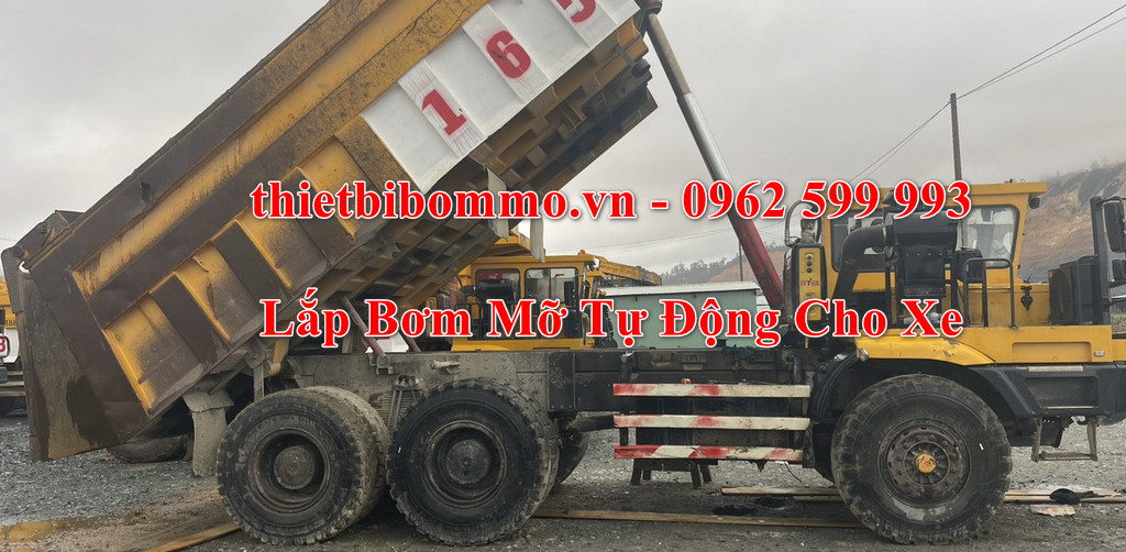Lắp Đặt Bơm Mỡ Tự Động Cho Xe Tonly 875