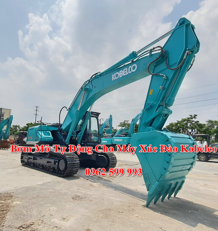 Bơm Mỡ Tự Động Cho Máy Xúc Đào Kobelco